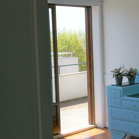 Blue Apartment Parede Beach House Kültér fotó