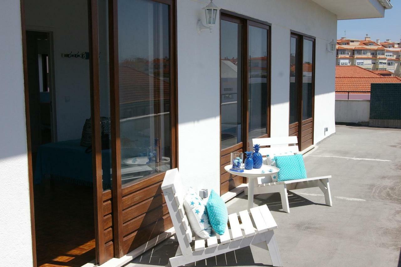 Blue Apartment Parede Beach House Kültér fotó